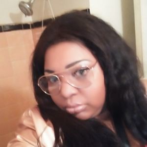 Meet your Posher, Candice